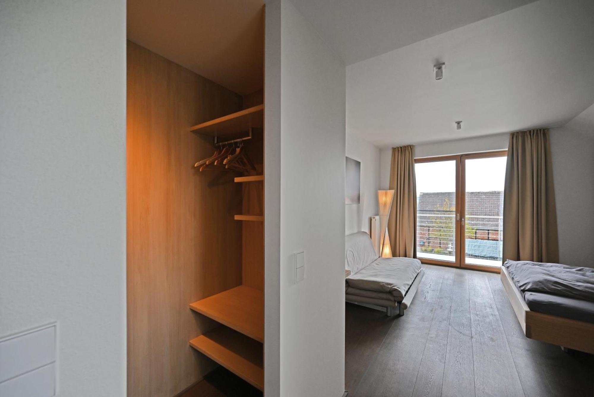 Modernes & Gepflegtes Hotelzimmer Mit Kueche! Bernstadt  Экстерьер фото